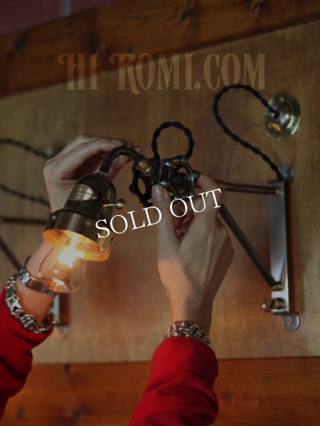 インダストリアルベル型カップ＆バルブ角度調整付トラスアーム工業系ブラケットライト1｜スチームパンク壁掛け照明ウォールランプ