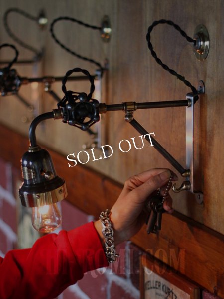 インダストリアルベル型カップ＆バルブ角度調整付トラスアーム工業系ブラケットライト1｜スチームパンク壁掛け照明ウォールランプ