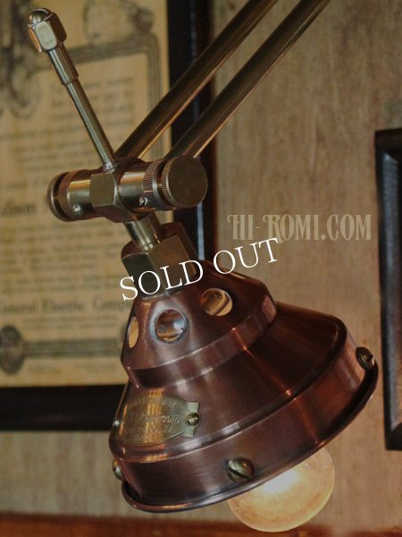 工業系銅製ミニシェード＆角度調整付ダブルアームブラケットライト｜インダストリアル壁掛け照明