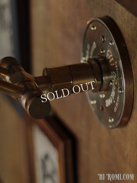 インダストリアル真鍮ダブルアームブラケットライト｜工業系壁掛け照明アンティーク