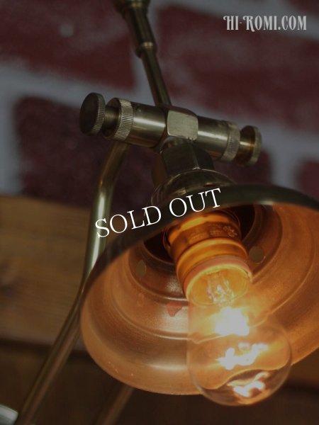 インダストリアル真鍮ダブルアームブラケットライト｜工業系壁掛け照明アンティーク