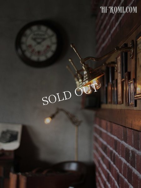 インダストリアル真鍮ダブルアームブラケットライト｜工業系壁掛け照明アンティーク