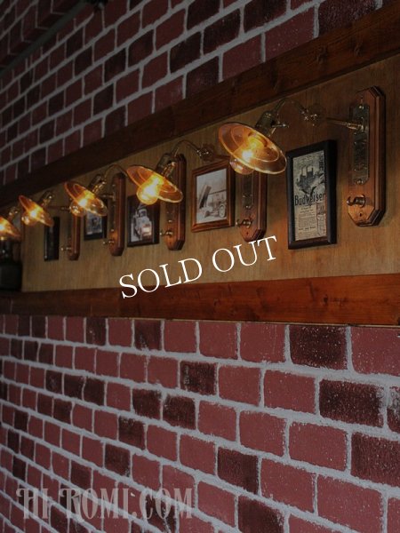 工業系壁掛け照明インダストリアルシェード＆フック付ブラケットライト｜真鍮・木ウォールランプ