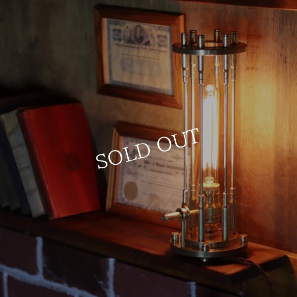 画像4: インダストリアルテーブルライト弾丸ケージ薬莢｜工業系真鍮アンティーク卓上照明 (4)