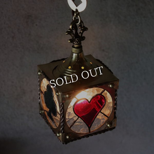 ステンドグラストランプ柄ペンダントライト