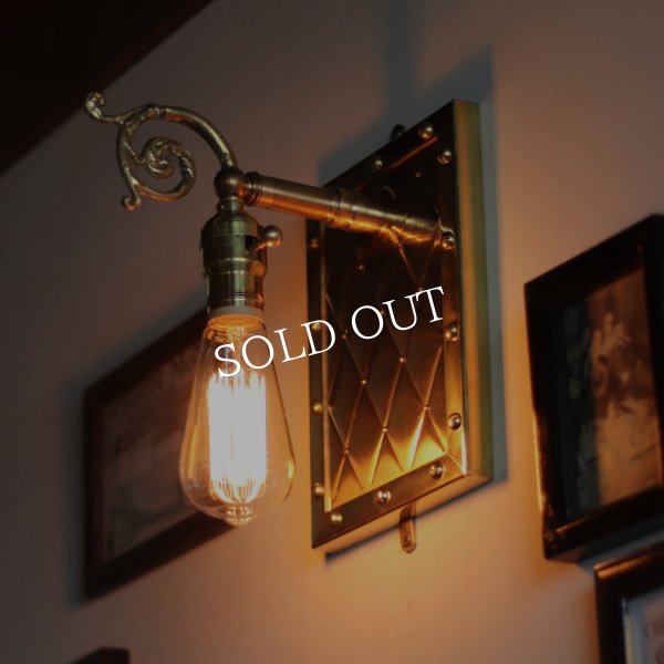 アートデザインランプ・ブラケットライト壁掛け照明｜アンティーク&スチームパンクアーガイル柄メタルワーク