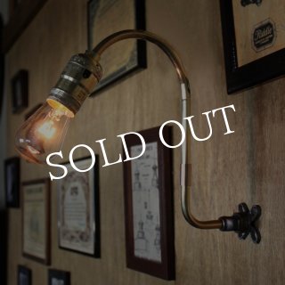 USAヴィンテージ工業系LEVITON社製プッシュ式ソケットブラケット