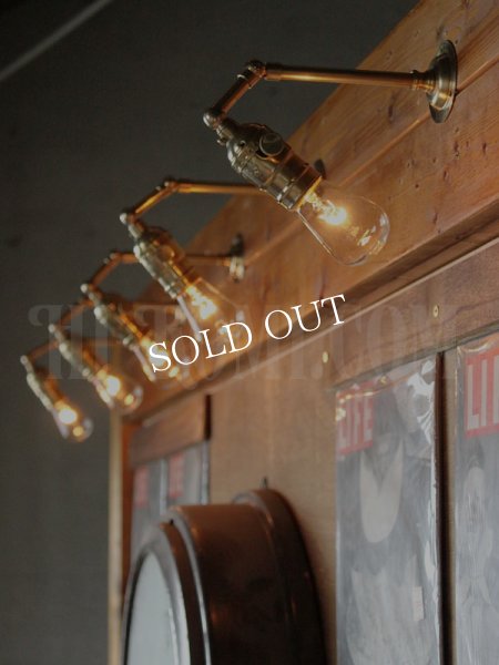 ヴィンテージ工業系LEVITON社角度調整付き真鍮ブラケット/アンティーク照明インダストリアルウォールランプ