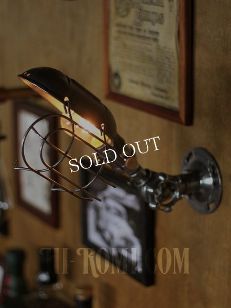 USAヴィンテージバルブ角度調整&ワイヤーケージ付工業系ブラケット/アンティーク工業系インダストリアル壁面照明ランプ