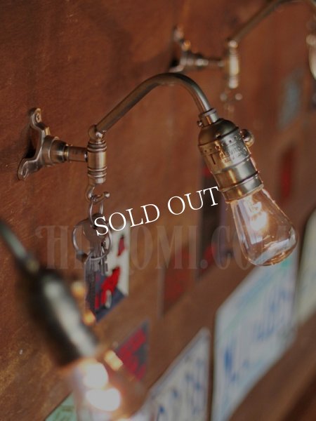 ヴィンテージ工業系フック付きターン式ソケット真鍮ブラケット/アンティーク照明インダストリアルウォールランプ