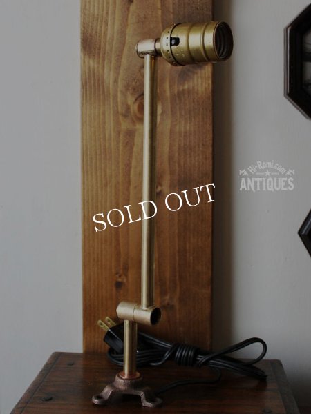 USAヴィンテージ真鍮製スウィングアーム付インダストリアルブラケットランプ｜アンティーク壁掛け照明