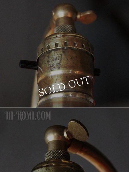 画像6: ヴィンテージ工業系平シェード角度調整付き真鍮ブラケット (6)