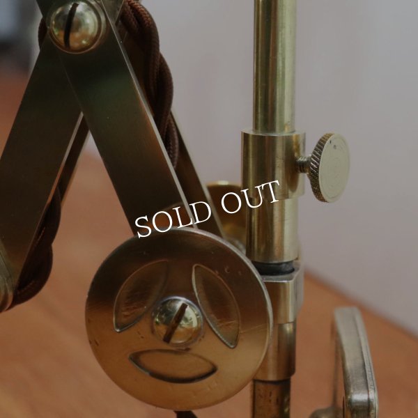 真鍮製ダブルシザーアームランプグリーンシェードブラケットライト｜インダストリアル二重蛇腹式壁掛け照明ウォールランプ