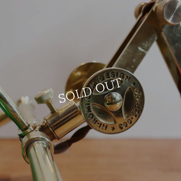 真鍮製ダブルシザーアームランプグリーンシェードブラケットライト｜インダストリアル二重蛇腹式壁掛け照明ウォールランプ