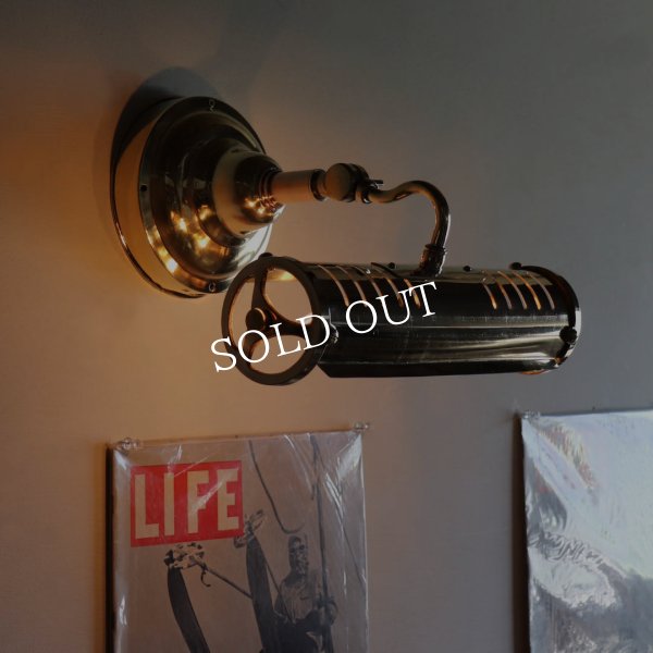 【電気工事による壁面直付け】ピクチャーライト｜インダストリアル工業系壁掛け照明