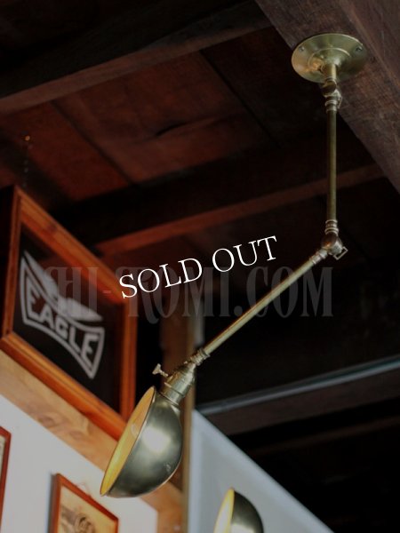 アメリカヴィンテージ角度調整&ラウンドシェード付真鍮ブラケットランプD/アンティークインダストリアルライト壁掛け照明