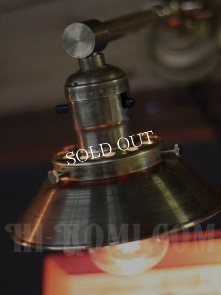 USAヴィンテージ工業系角度調整&シェード付きプッシュ式真鍮ソケットライト/アンティーク照明