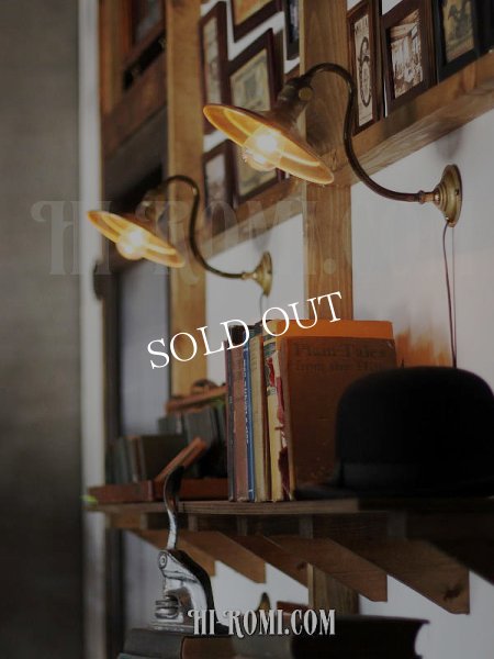  ヴィンテージ工業系スワンネック真鍮製ブラケットライト｜アンティーク壁掛け照明