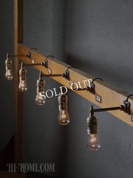 USAヴィンテージLEVITON社製真鍮ソケット付ミニブラケットライトA｜アンティーク壁掛け照明