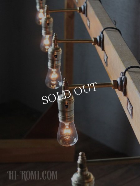 USAヴィンテージLEVITON社製真鍮ソケット付ミニブラケットライトA｜アンティーク壁掛け照明