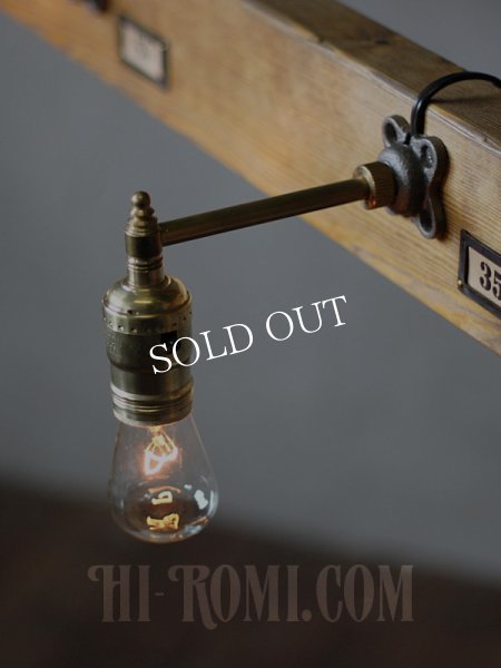 USAヴィンテージLEVITON社製真鍮ソケット付ミニブラケットライトA｜アンティーク壁掛け照明