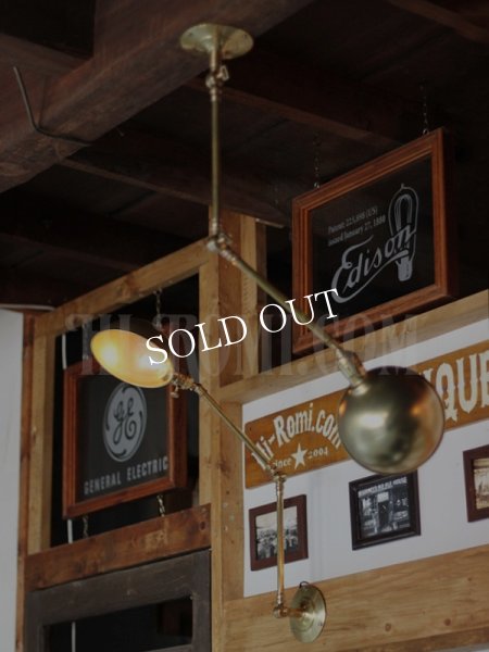 アメリカヴィンテージ角度調整&ラウンドシェード付真鍮ブラケットランプA/アンティークインダストリアルライト壁掛け照明