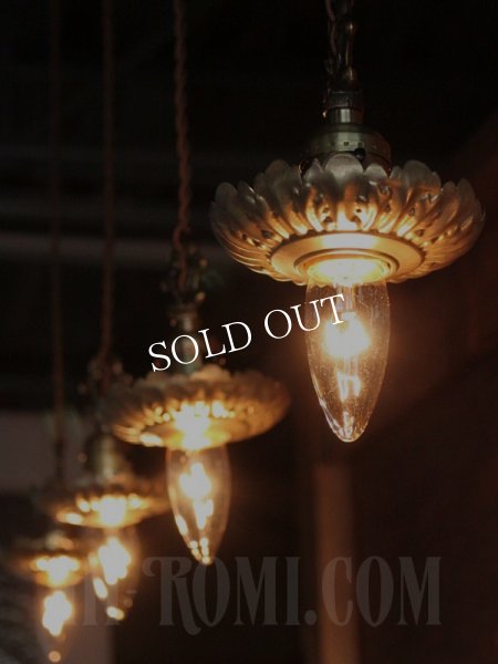 USAヴィンテージ真鍮製花型フレーム付きプッシュ式ソケットペンダントランプB/アンティークヴィクトリアン吊下アトリエライト