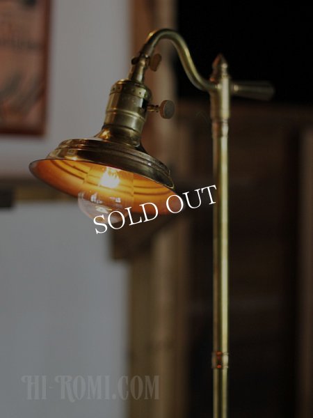 真鍮製アンティークライト｜スウィングアームテーブルランプ卓上照明