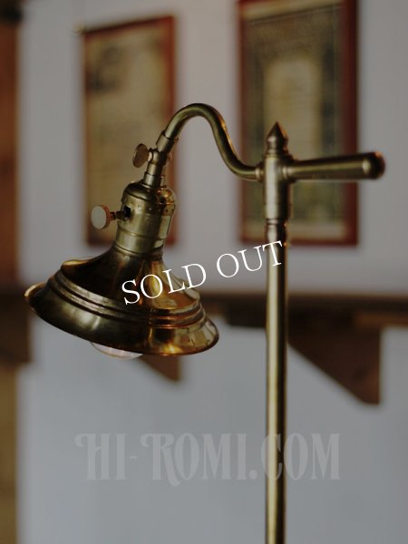 真鍮製アンティークライト｜スウィングアームテーブルランプ卓上照明