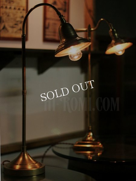 アンティークテーブルランプ｜インダストリアル真鍮ライト卓上照明