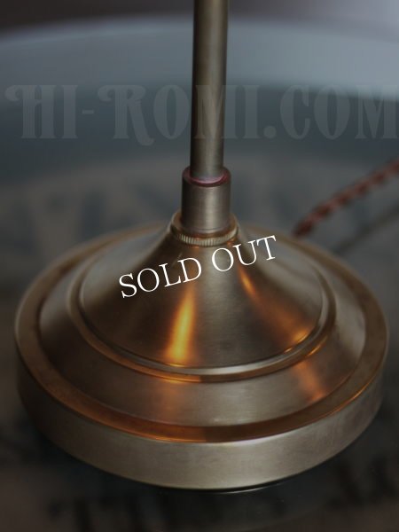 アンティークテーブルランプ｜インダストリアル真鍮ライト卓上照明