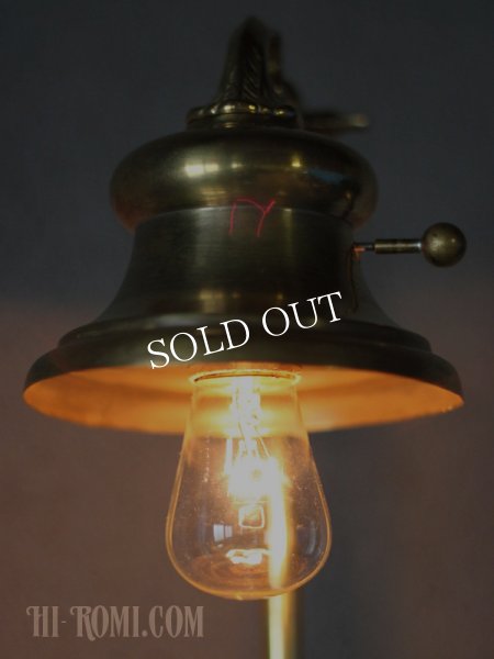 画像8: USAヴィンテージ角度調整付ファーマシー真鍮製テーブルライト/コロニアルアトリエ照明 (8)