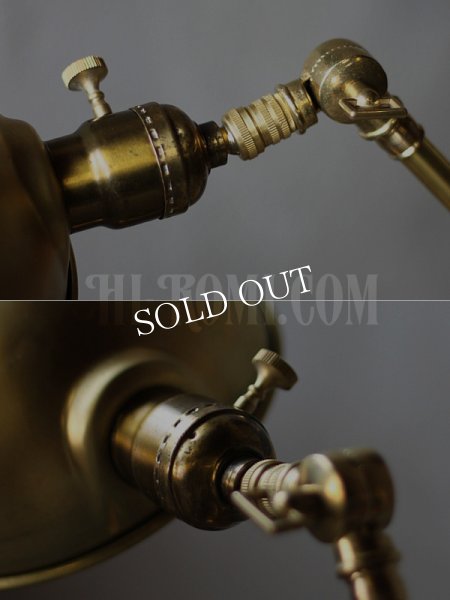 画像17: 工業系真鍮テーブルライト｜ラウンドシェード&角度調整卓上照明 (17)