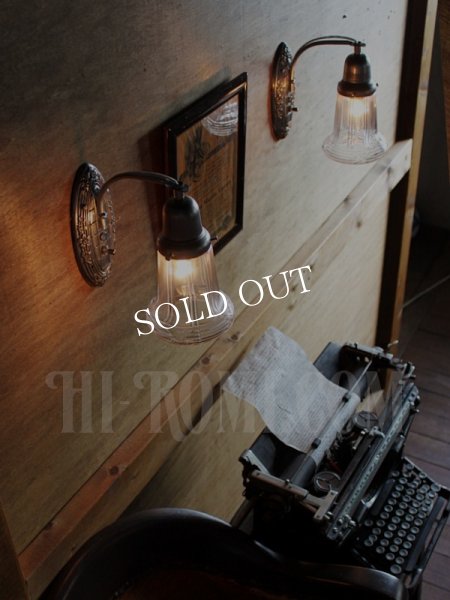 画像3: ヴィンテージガラスシェード付ピューター製花柄ベースのブラケットランプA/アンティークヴィクトリアンレトロ照明壁掛けウォールライト (3)