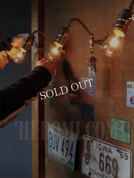 画像5: ヴィンテージ工業系フック付きターン式ソケット真鍮ブラケット/アンティーク照明インダストリアルウォールランプ (5)