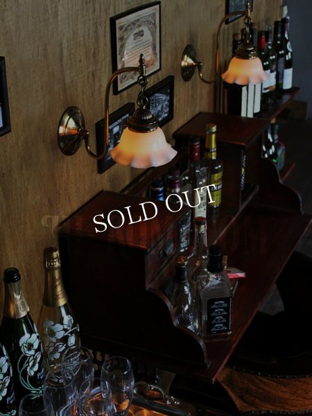 画像3: コロニアルミルクガラス製フリルシェード付真鍮ブラケットA/ヴィクトリアンウォールランプ/壁掛け照明/乳白 (3)