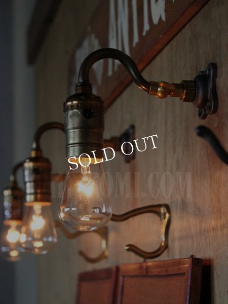 USAヴィンテージLEVITON社製プッシュソケット&ミニ角度調整付きブラケット/アンティーク工業系照明壁掛ランプ