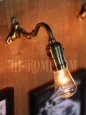 画像3: USAヴィンテージ真鍮製ARROW社製プッシュ式スキニーソケット&ミニ角度調整付きブラケット/アンティーク工業系照明壁掛ランプ (3)