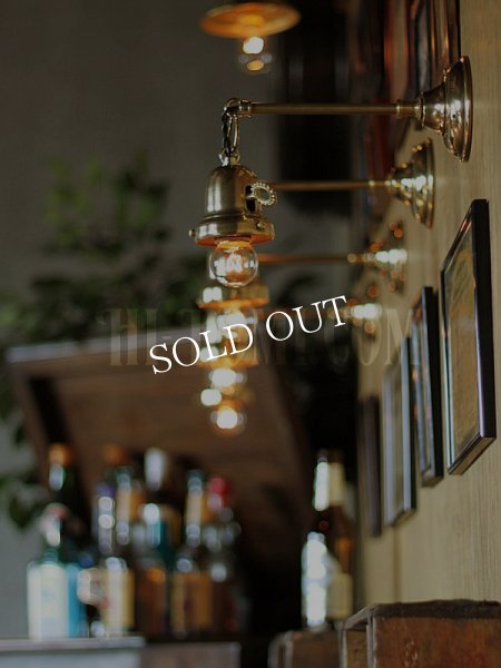 工業系鍵＆チェーン付ベル型シェードホルダー真鍮ブラケットライトA｜ヴィクトリアンウォールランプ壁掛け照明