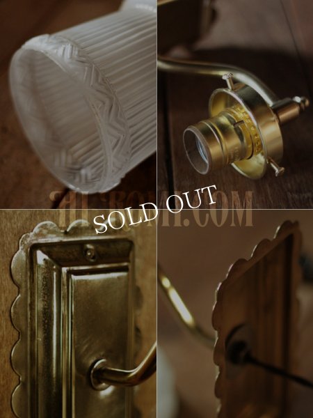 画像5: ヴィンテージコロニアルくもりガラスシェード&スクエアベースのブラケット/ヴィクトリアン壁照明 (5)