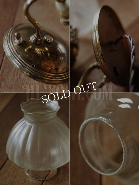 画像5: ヴィンテージコロニアルくもりガラスチムニーシェードのブラケットランプ/火屋ハリケーンヴィクトリアン壁照明 (5)