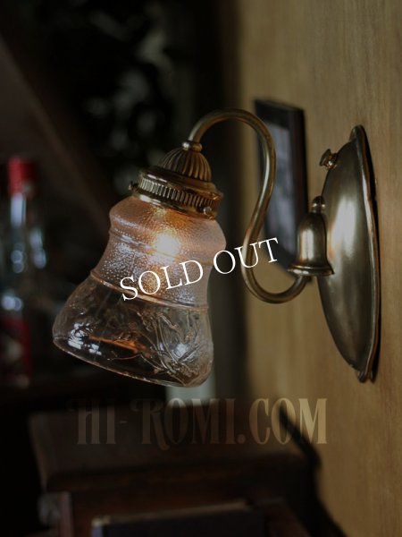 画像3: ヴィンテージコロニアル葡萄柄ガラスシェードのブラケットランプ/ヴィクトリアン壁照明 (3)