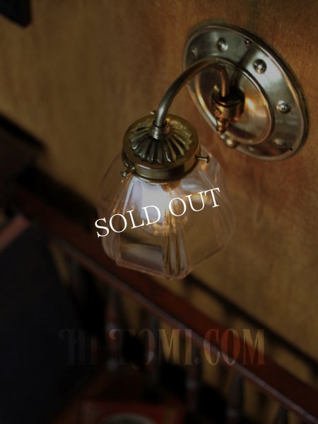 画像3: ヴィンテージコロニアルクリアガラスシェード&ホブネイルベースのブラケットランプ/ヴィクトリアン壁照明 (3)