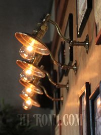 画像2: USAヴィンテージ工業系角度調整＆平シェード付き真鍮ブラケット/インダストリアル照明壁掛けランプ