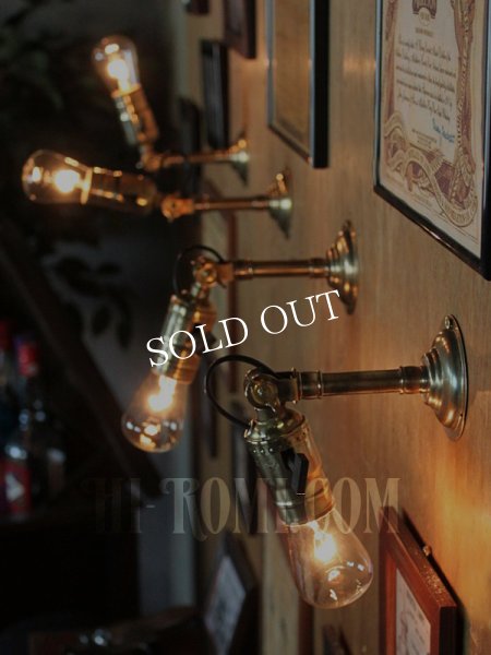 LEVITON社製パドルスイッチ式ソケット&角度調整付き真鍮製ミニ工業系ウォールランプA/アンティーク照明ブラケットライト