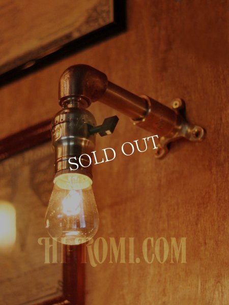 LEVITON社製真鍮ファットボーイソケット工業系ブラケットA/インダストリアルスチームパンクウォールランプ壁面照明