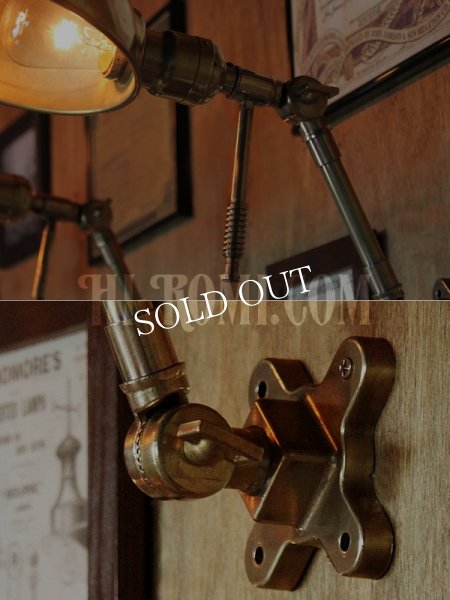 フランクリンスイッチ社製ファットボーイソケット&角度調整付きラウンドシェード工業系真鍮ブラケットランプA/インダストリアルスチームパンクウォールランプ壁面照明