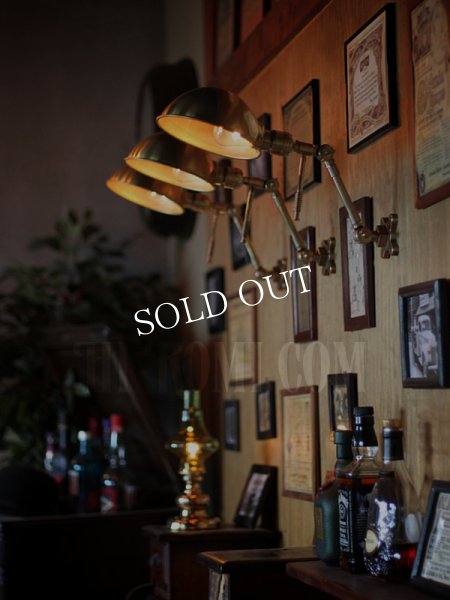 フランクリンスイッチ社製ファットボーイソケット&角度調整付きラウンドシェード工業系真鍮ブラケットランプA/インダストリアルスチームパンクウォールランプ壁面照明