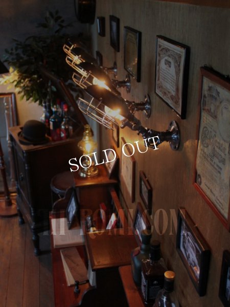 画像3: USAヴィンテージバルブ角度調整ワイヤーケージ付工業系ブラケット/アンティーク工業系インダストリアル壁面照明ランプ (3)