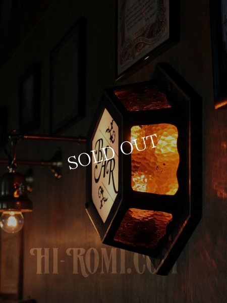 画像2: U.S.A.ヴィンテージアルミダイキャストアンバーグラス＆ミルクガラスBARサインランプ/看板照明ライト/コロニアル工業系インダストリアル (2)